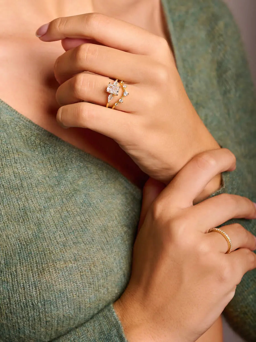 Brilliant Round Wishbone | Stacking Ring Objkts