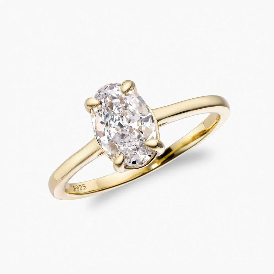 Oval Solitaire Ring Objkts