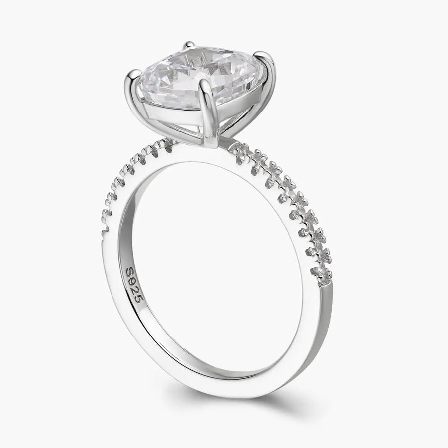 Emily Ring Objkts