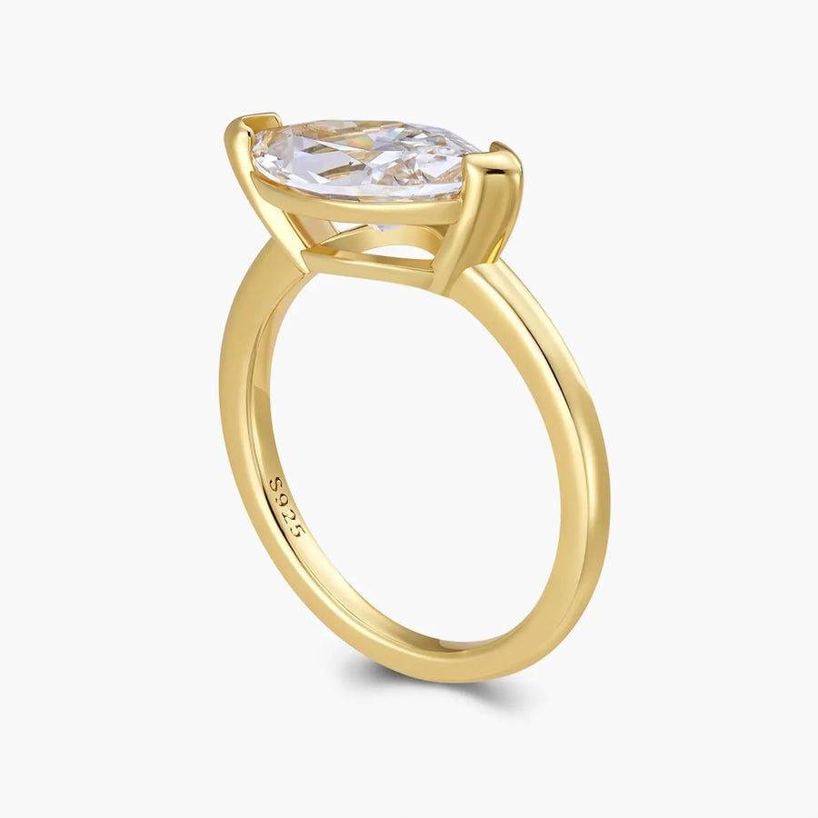 Maura Ring Objkts