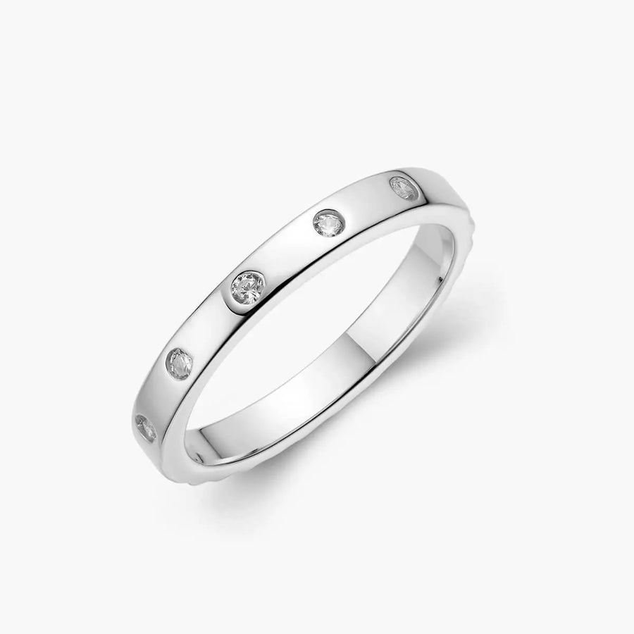 Fluted Half Band Objkts