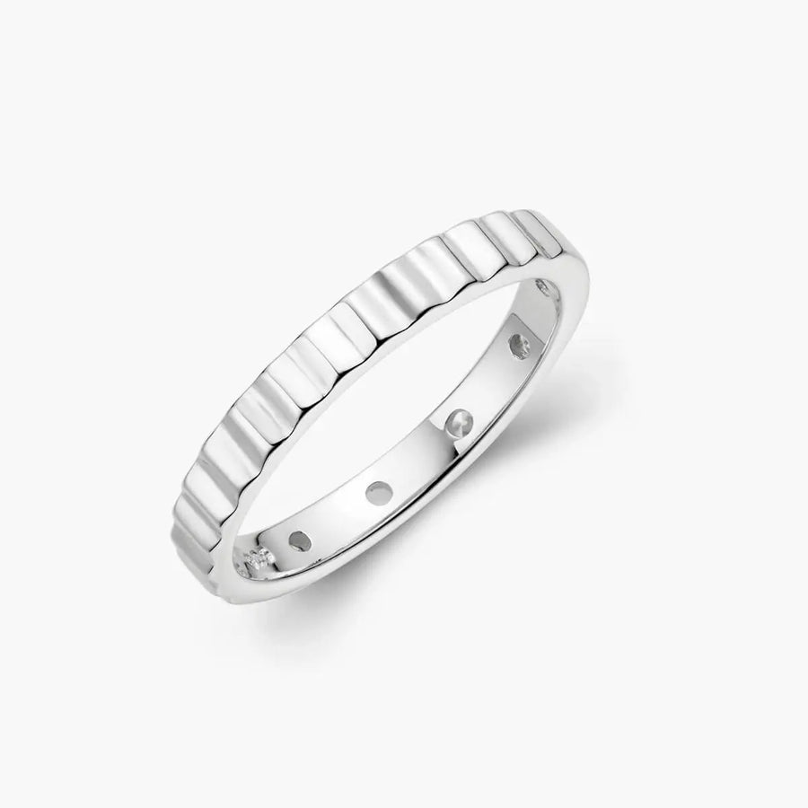 Fluted Half Band Objkts