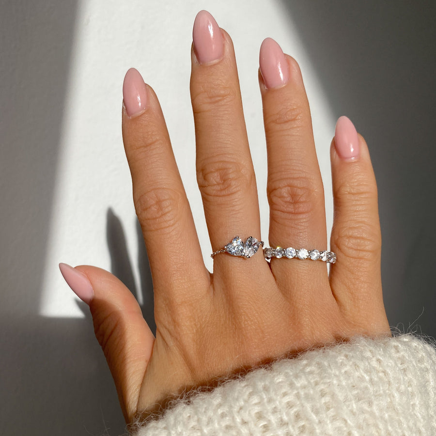 Dainty Pear X Heart Chain Ring Objkts