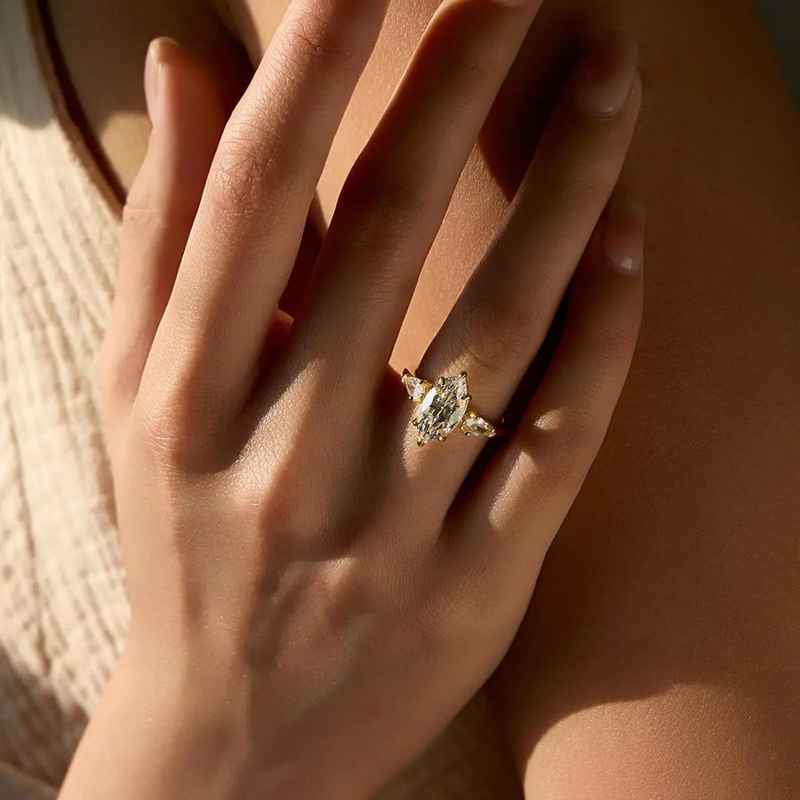 Elora Ring Objkts