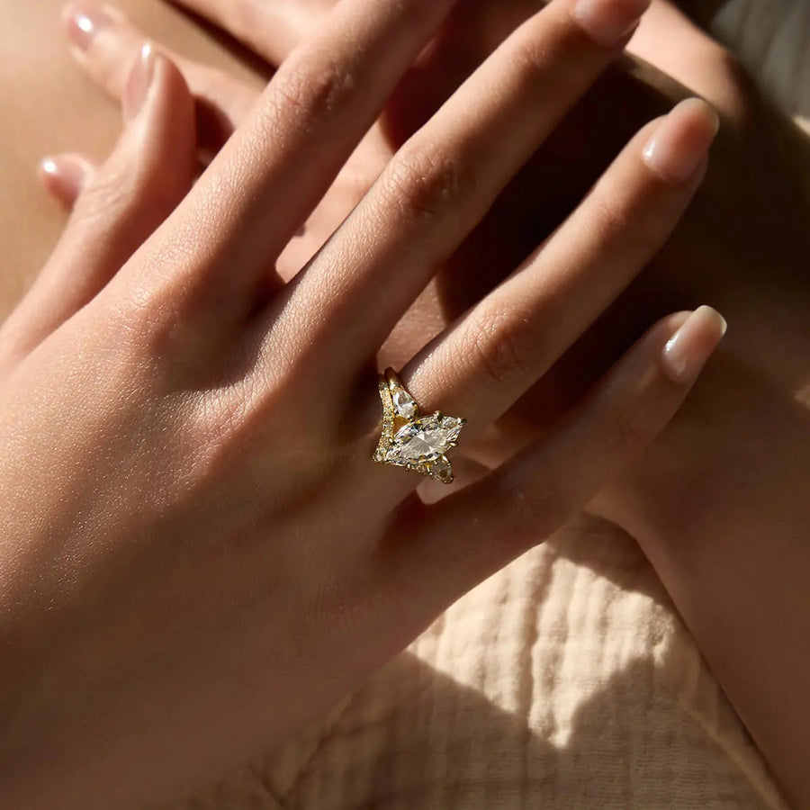 Elora Ring Objkts