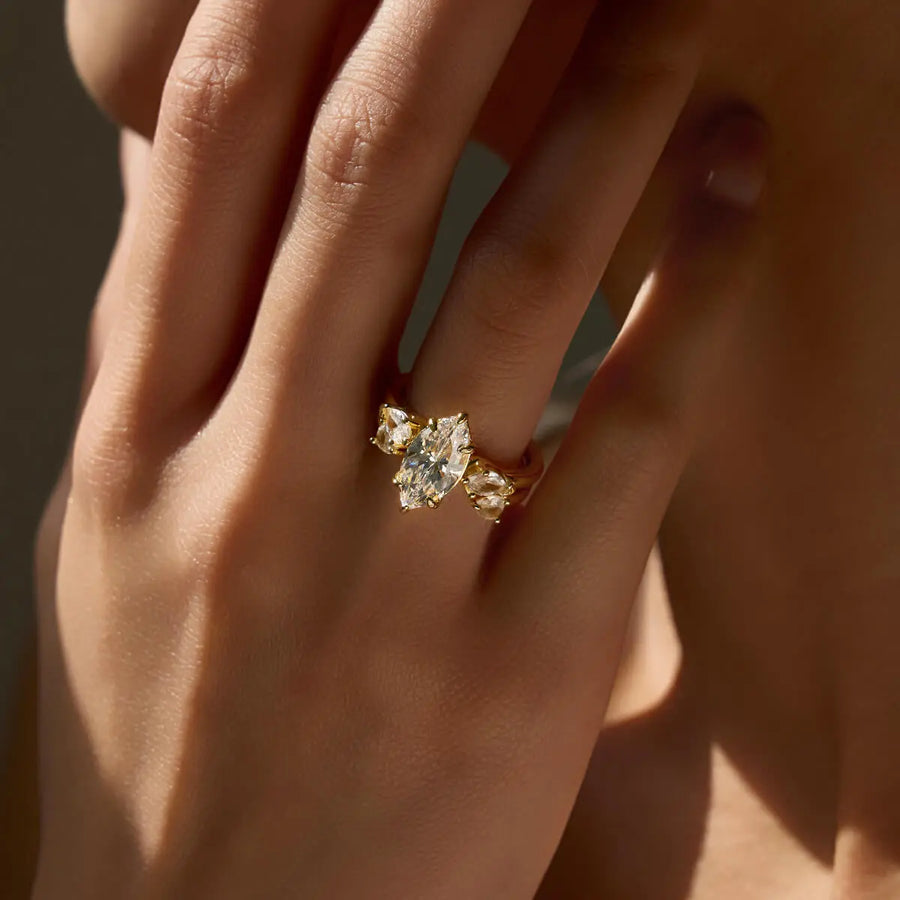 Elora Ring Objkts