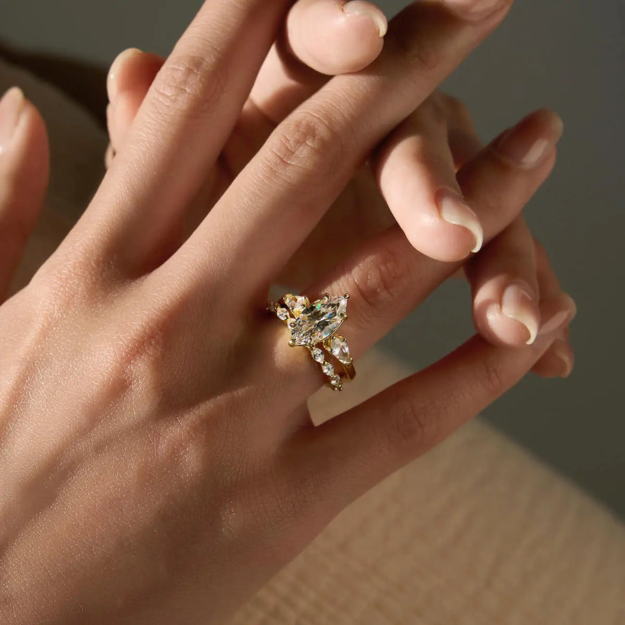Elora Ring Objkts