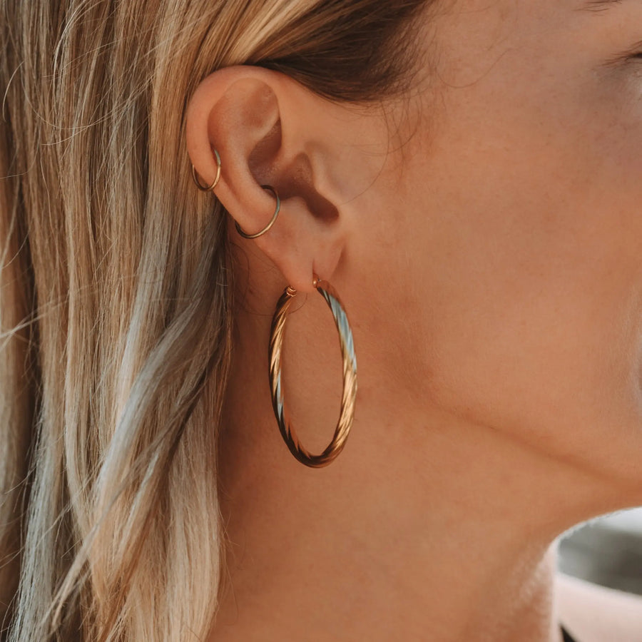 Fette Twist-Ohrringe Atolea Waterproof Jewelry