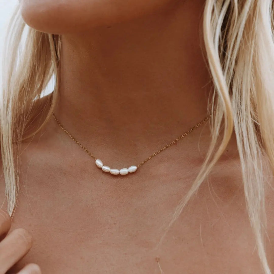 Zierliche Süßwasser-Perlenkette Atolea Waterproof Jewelry