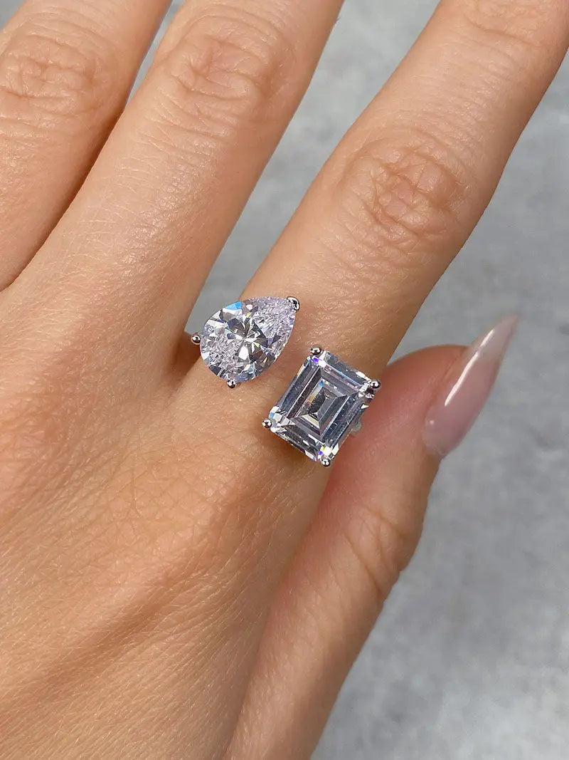 Emerald X Pear Open Ring Objkts