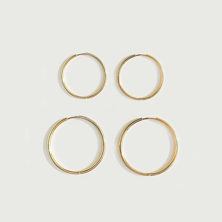 Schlichte Huggie-Ohrringe Atolea Waterproof Jewelry