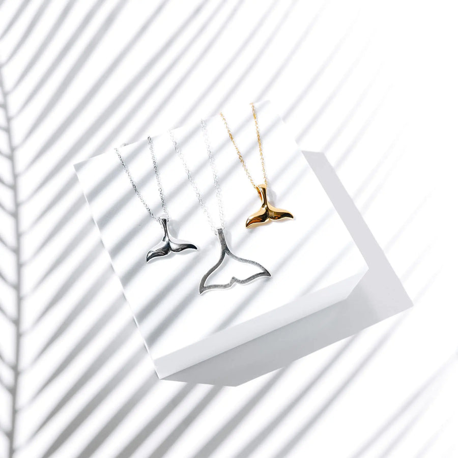 Walflossen-Halskette Atolea Waterproof Jewelry