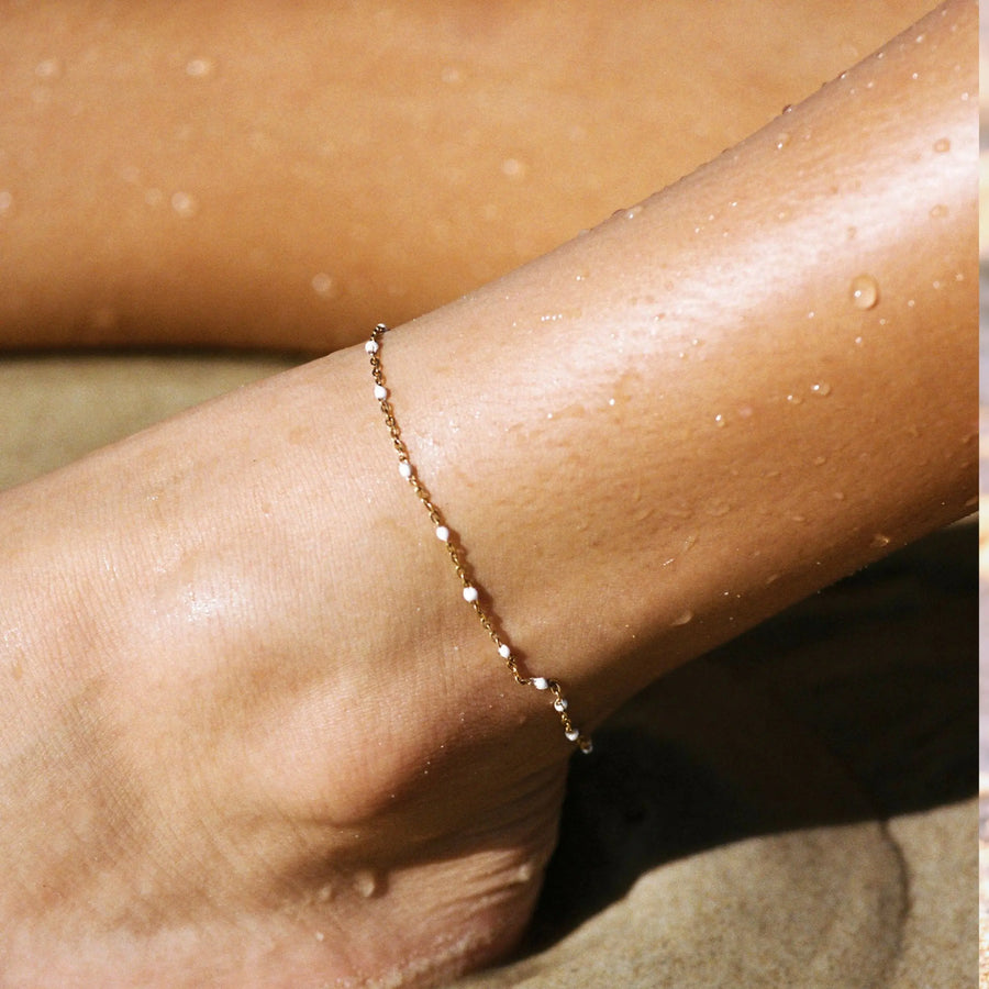 Weiße Perlen-Beinband Atolea Waterproof Jewelry